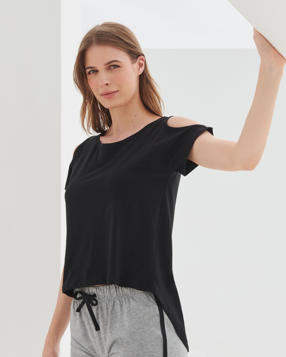 SKINNIFIT T SHIRT WITH DROP TAIL T-Shirts personalisierbar