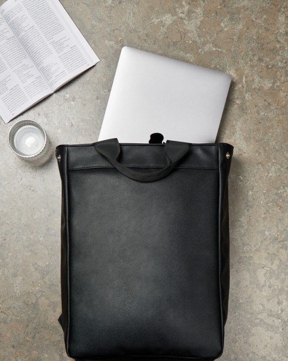 VINGA VINGA Bermond Rucksack aus RCS recyceltem PU Taschen personalisierbar
