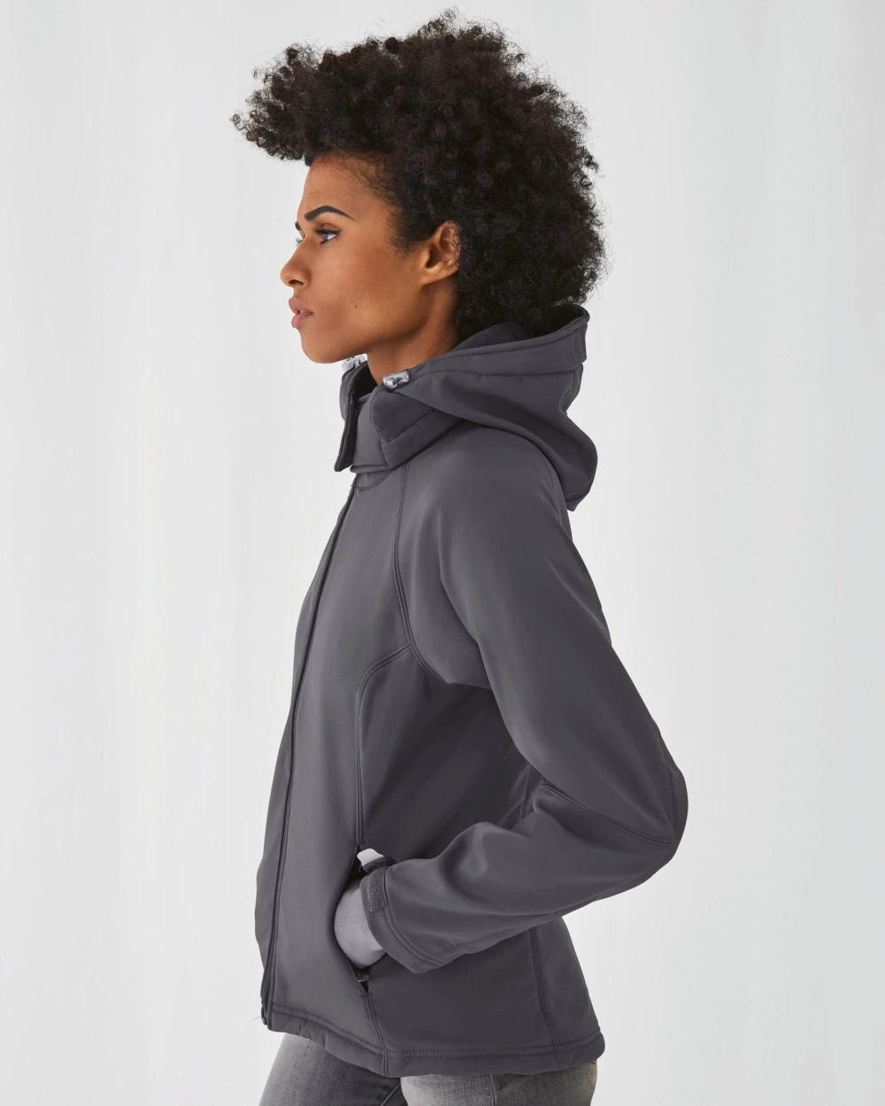 Softshells B&C HOODED SOFTSHELL WOMEN voor bedrukking &amp; borduring