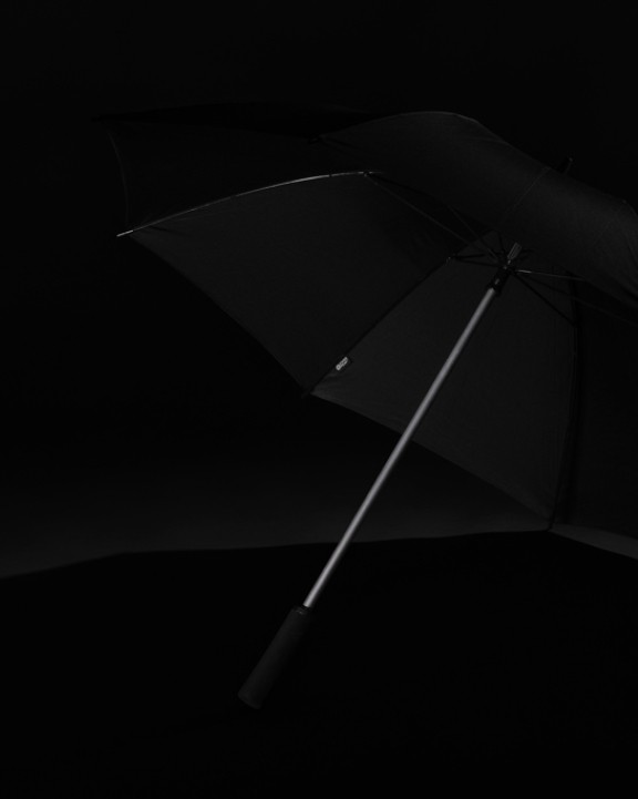 SWISS PEAK Swiss Peak Aware™ Ultra-light manueller 25” Alu Schirm Regenschirme personalisierbar