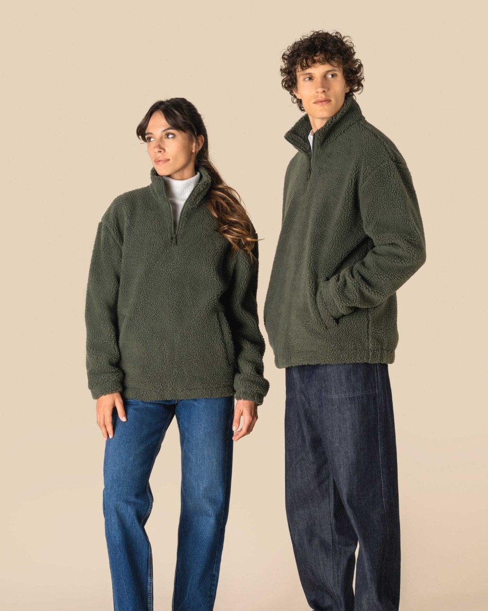 Polar Fleeces SPASSO Uniseks sweater van sherpa met kwartrits en afhangende schouders voor bedrukking &amp; borduring