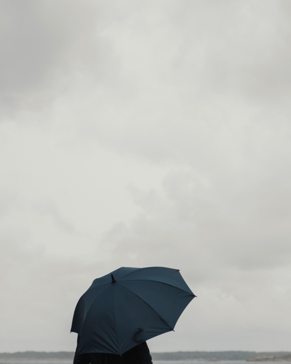 VINGA VINGA Baltimore AWARE™ RPET 23“ Regenschirm Regenschirme personalisierbar