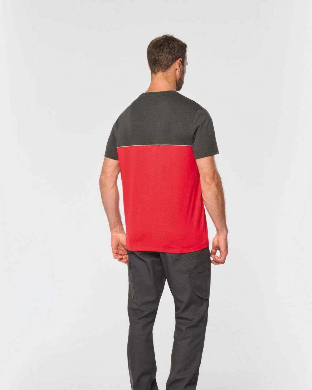 WK. DESIGNED TO WORK Zweifarbiges umweltfreundliches Unisex-T-Shirt mit kurzen Ärmeln T-Shirts personalisierbar