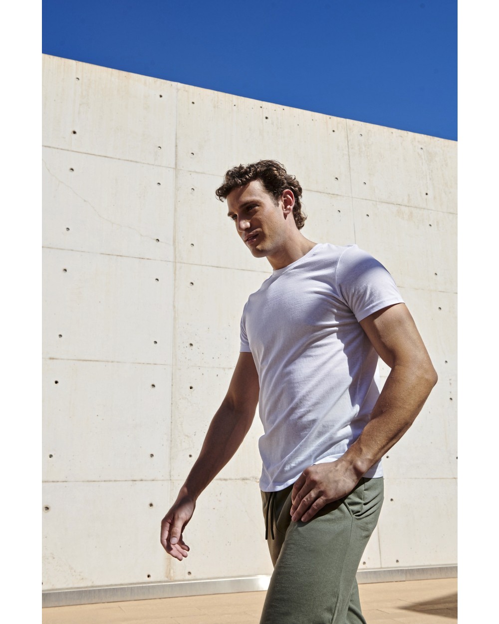SKINNIFIT Unisex Organic T T-Shirts personalisierbar