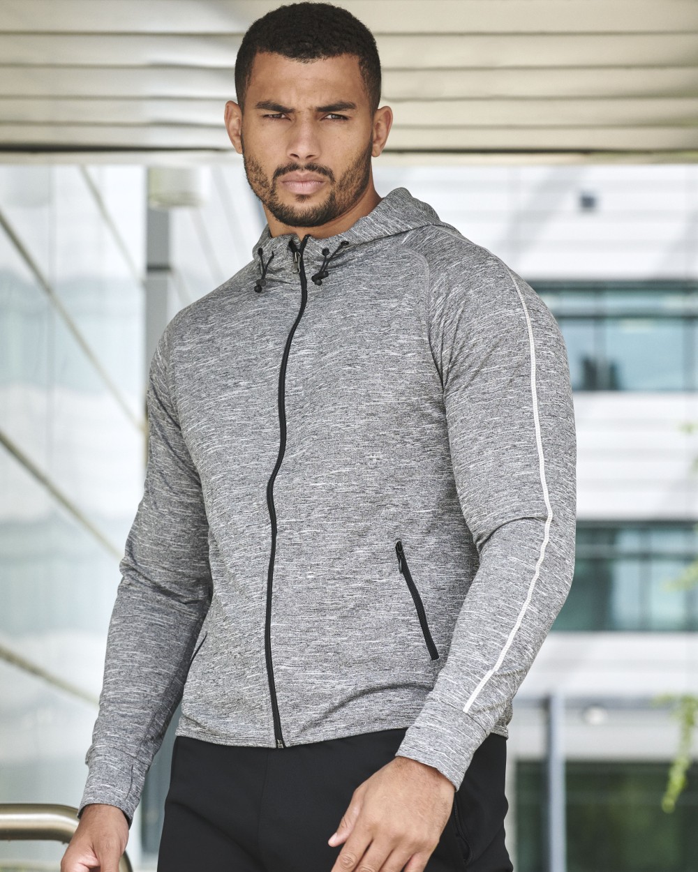 TOMBO MEN'S RUNNING HOODIE Jacken personalisierbar