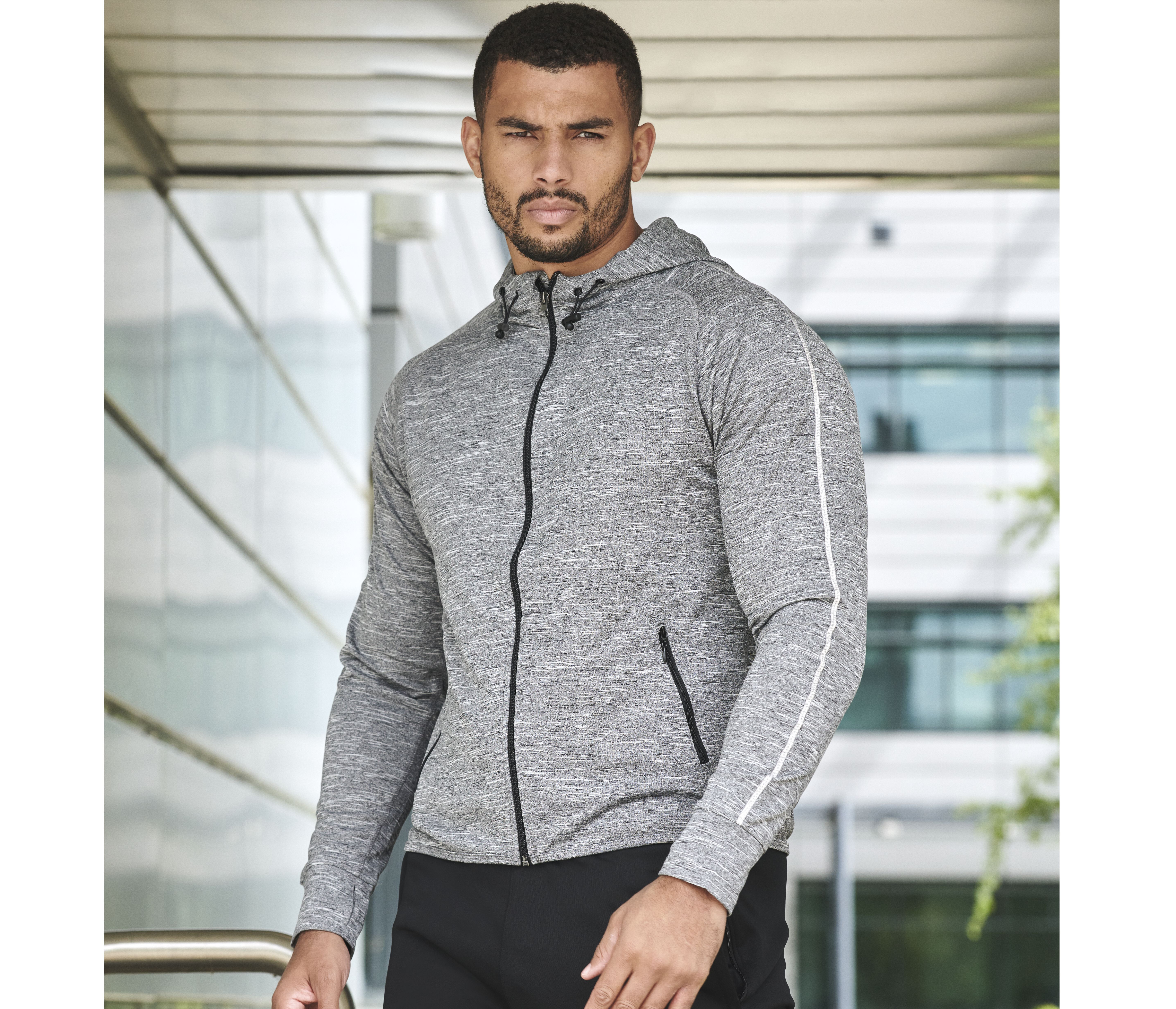 TOMBO MEN'S RUNNING HOODIE Jacken personalisierbar