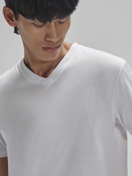 T-Shirts à personnaliser B&C #E150 V 