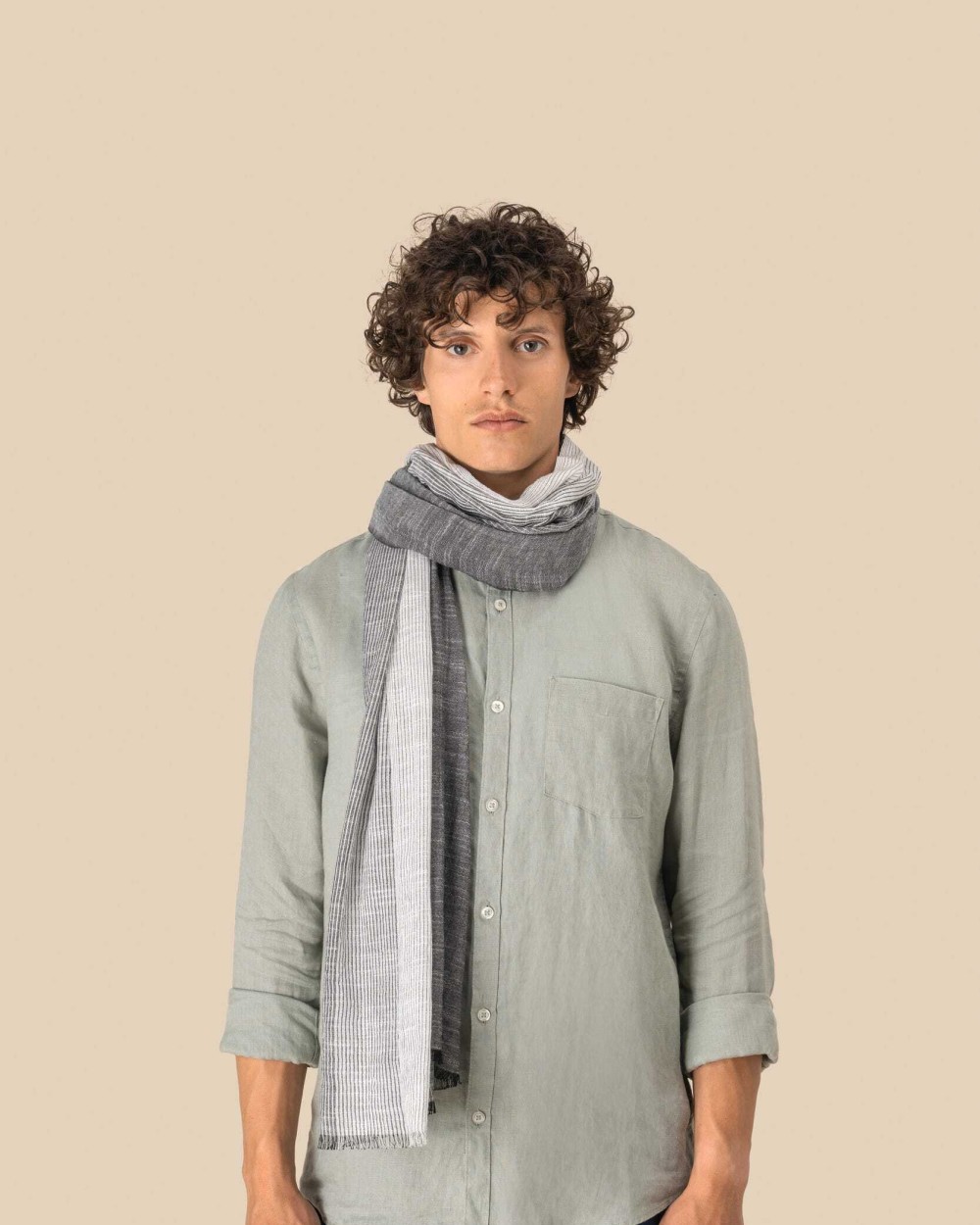 SPASSO Gestreiftes Unisex-Schal Schals personalisierbar