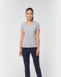 T-Shirts personnalisable Wk. Designed To Work T-shirt écoresponsable col V antibactérien femme