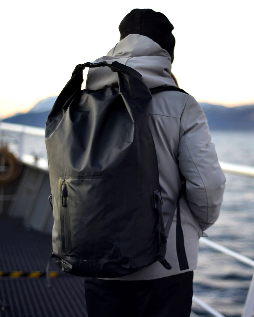 Tassen & Zakken STORMTECH CASCADE W/P BACK PACK (35L) voor bedrukking &amp; borduring