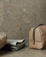 VINGA VINGA Bermond Kulturtasche aus RCS recyceltem PU Taschen personalisierbar