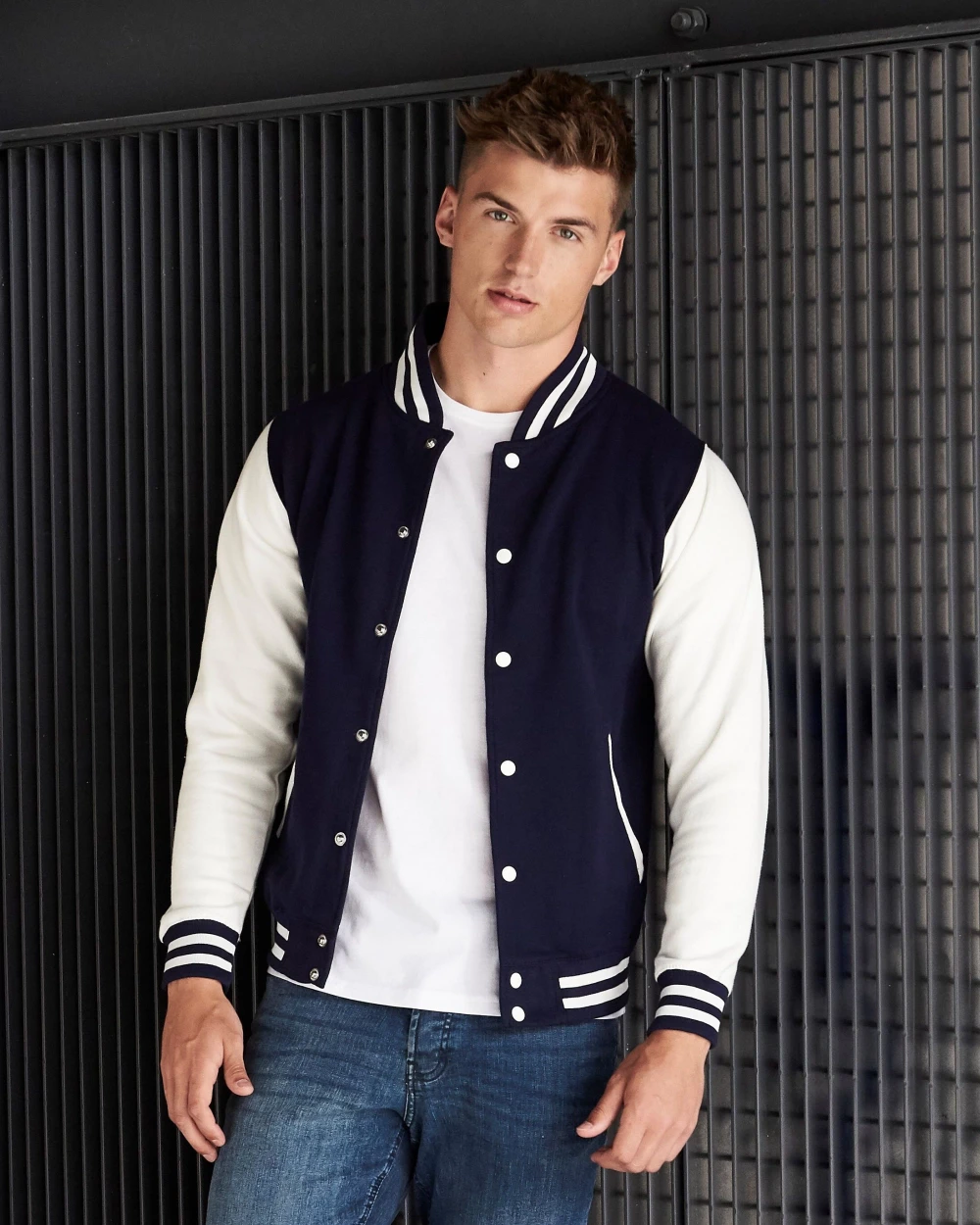 Jassen AWDIS VARSITY JACKET voor bedrukking &amp; borduring