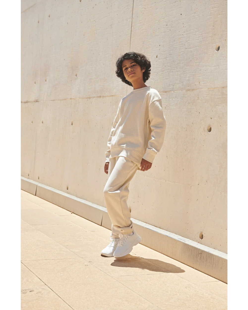Sweaters & hoodies SKINNIFIT Kids' Sustainable Fashion Curved Hem Sweat voor bedrukking &amp; borduring