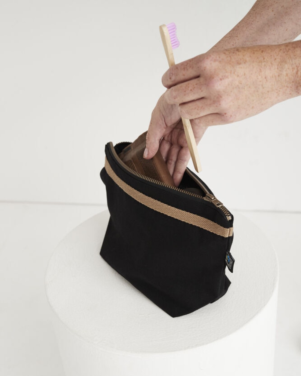 Tassen & Zakken COTTOVER CANVAS TOILET CASE - GOTS GECERTIFICEERD voor bedrukking &amp; borduring