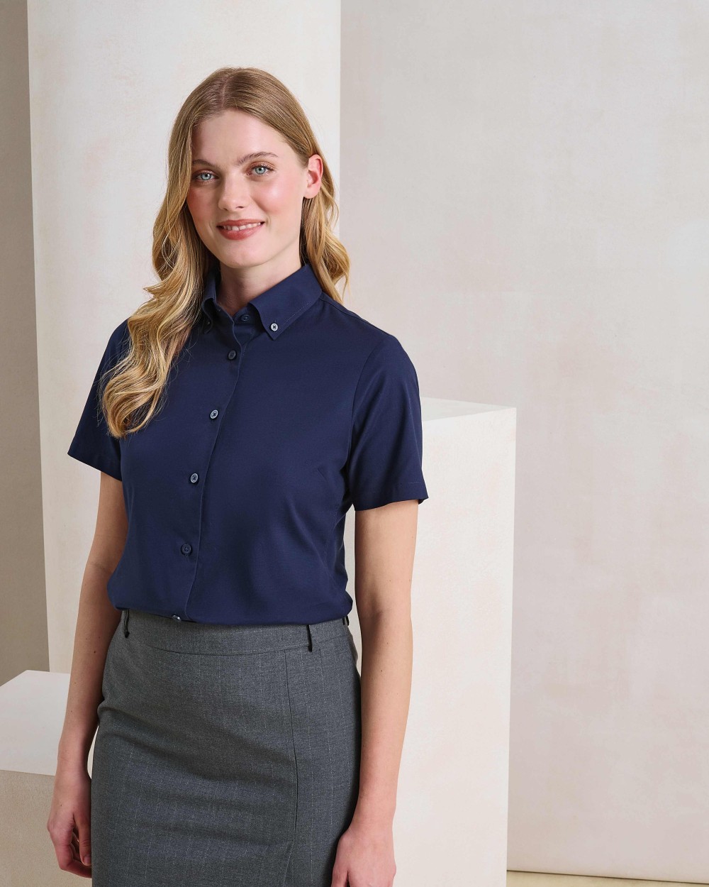 Hemden PREMIER Women's 'Supreme' Oxford short sleeve shirt voor bedrukking &amp; borduring