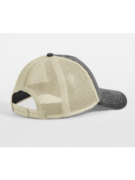 BEECHFIELD 6 PANEL VINTAGE TRUCKER /api/colors/340ba319-7b62-4a28-b879-3c98235414d6 personnalisable