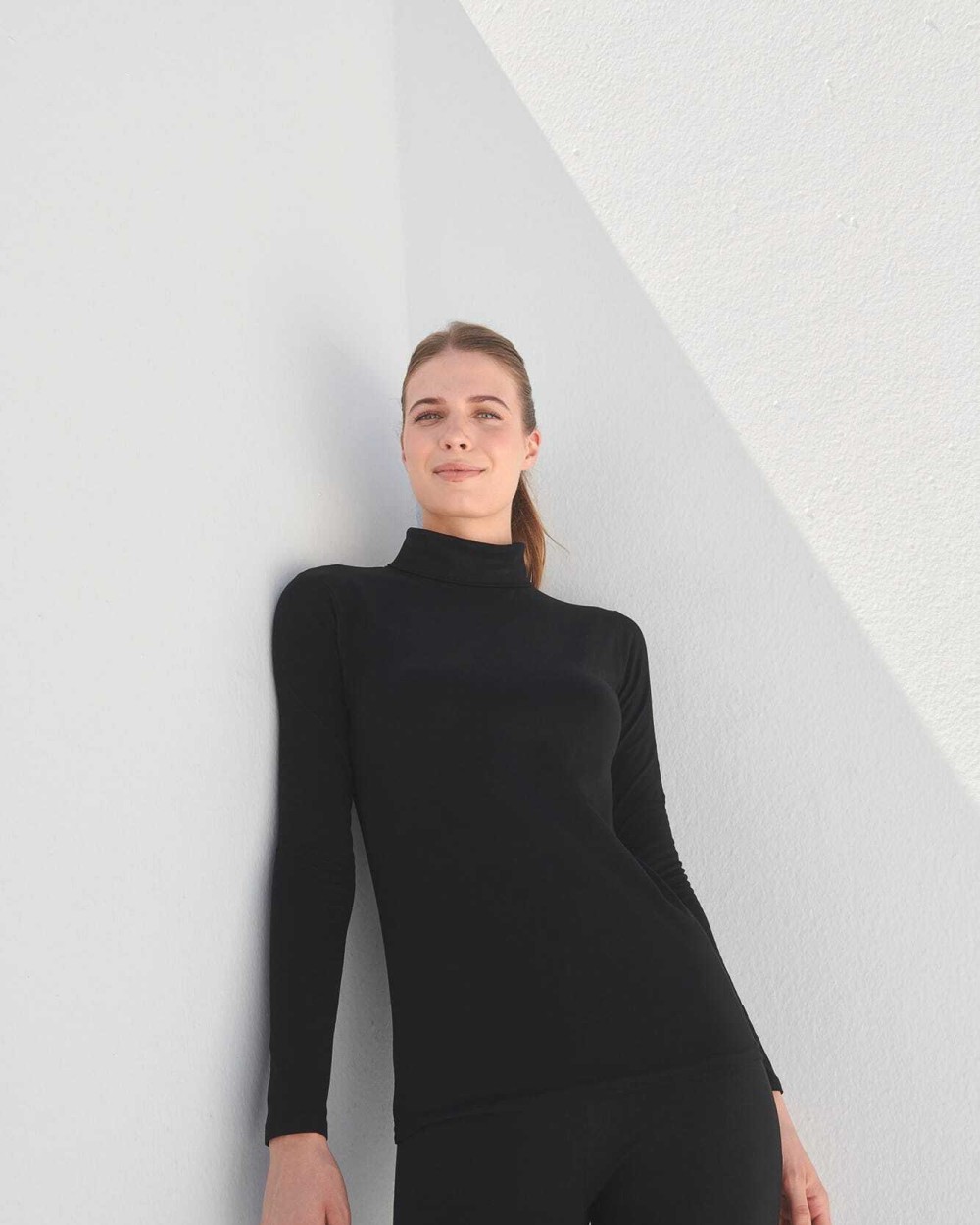 T-Shirts personnalisable SKINNIFIT T-shirt Femme col roulé Feel Good