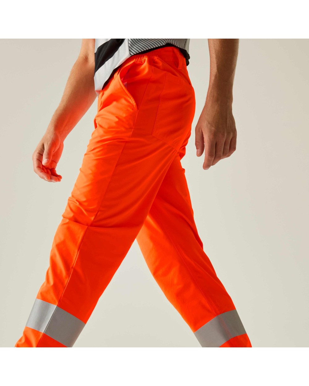REGATTA Hi-vis pro contract stretch action trousers Hosen personalisierbar