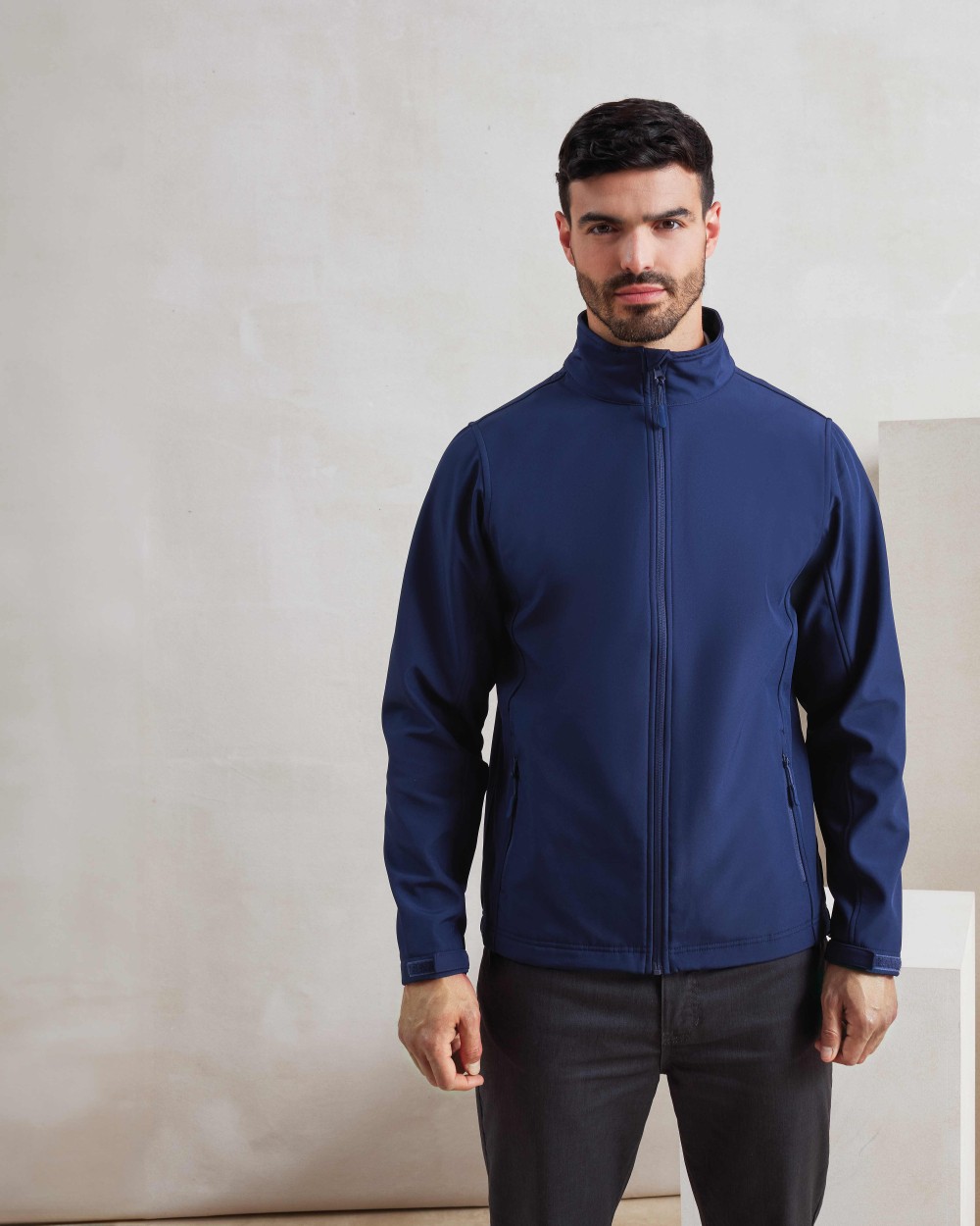 Softshells personnalisable PREMIER Veste softshell Windchecker® imprimable et recyclée pour homme