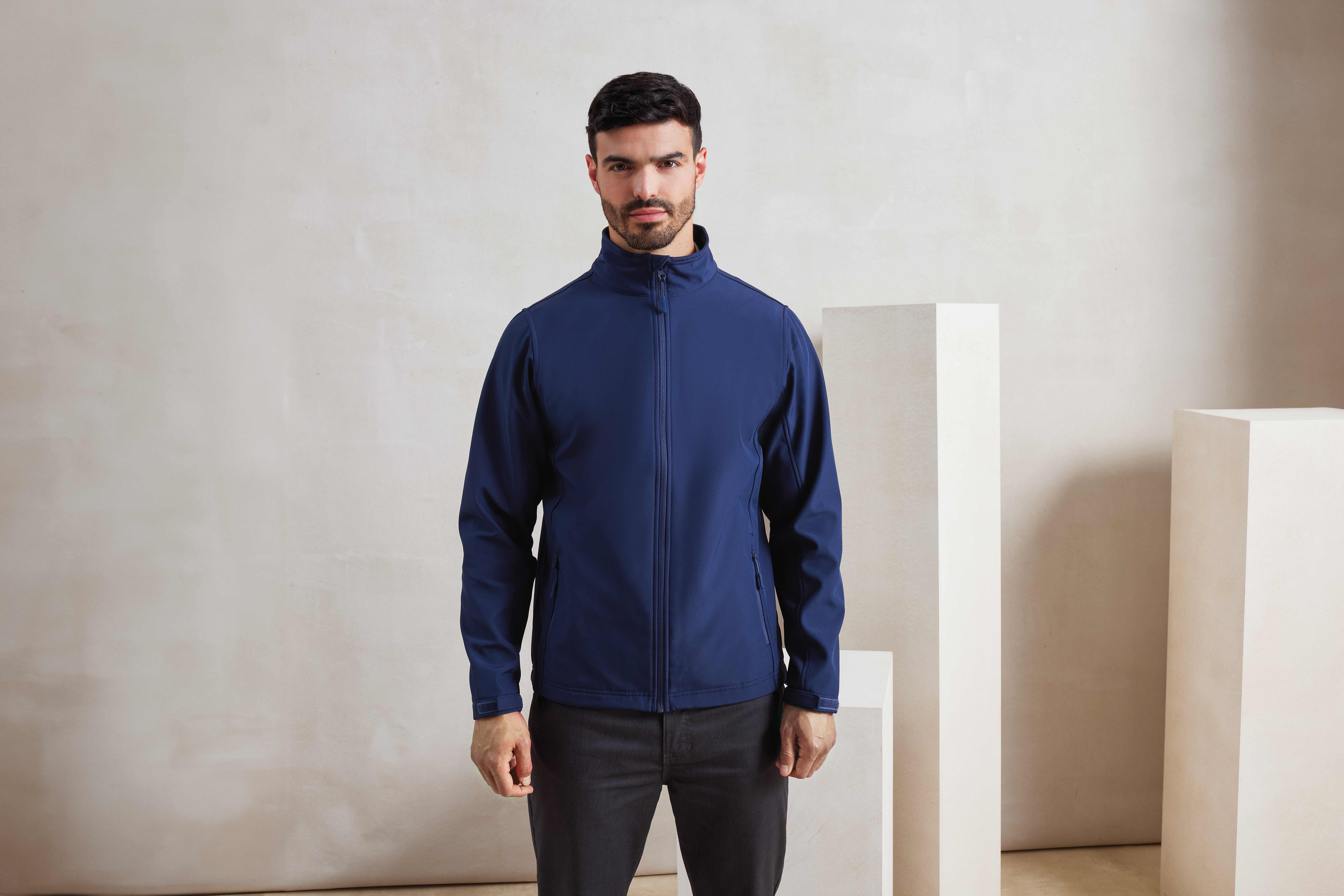 Softshells personnalisable PREMIER Veste softshell Windchecker® imprimable et recyclée pour homme