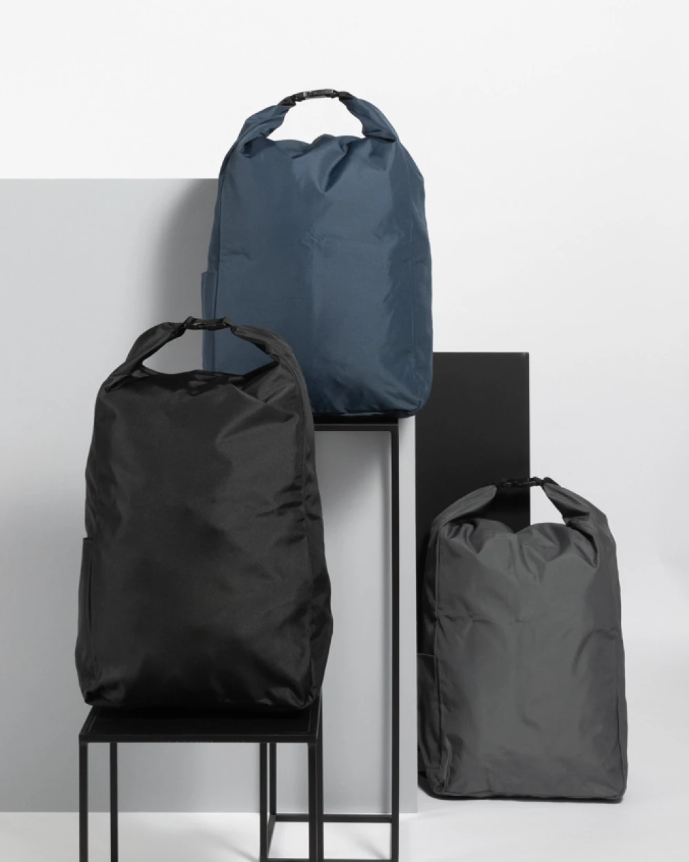 Tassen & Zakken 4DO Impact AWARE™ RPET lichtgewicht rolltop rugzak voor bedrukking &amp; borduring