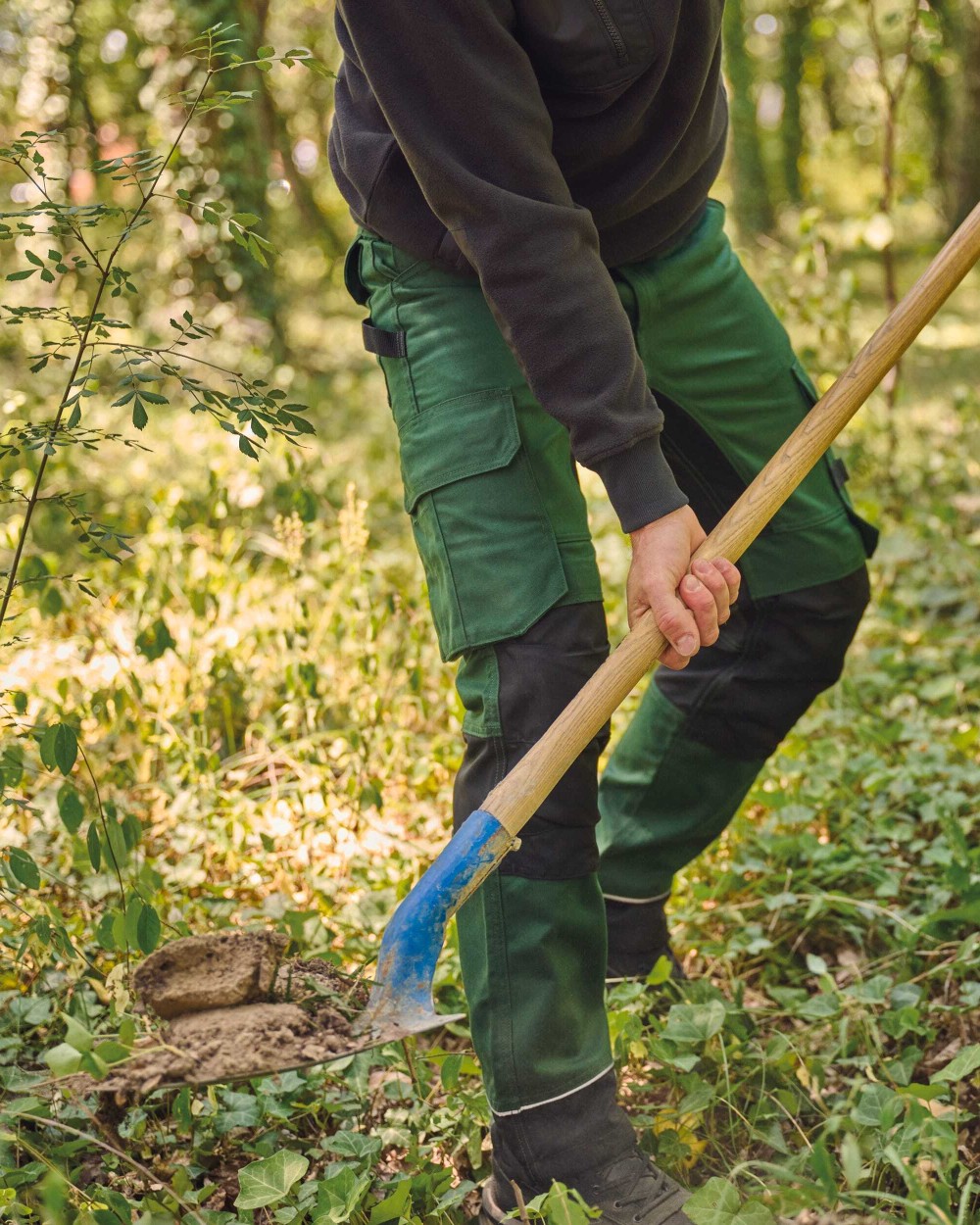 WK. DESIGNED TO WORK Leistungsstarke Arbeitshose aus Recyclingmaterialen für Herren Hosen personalisierbar