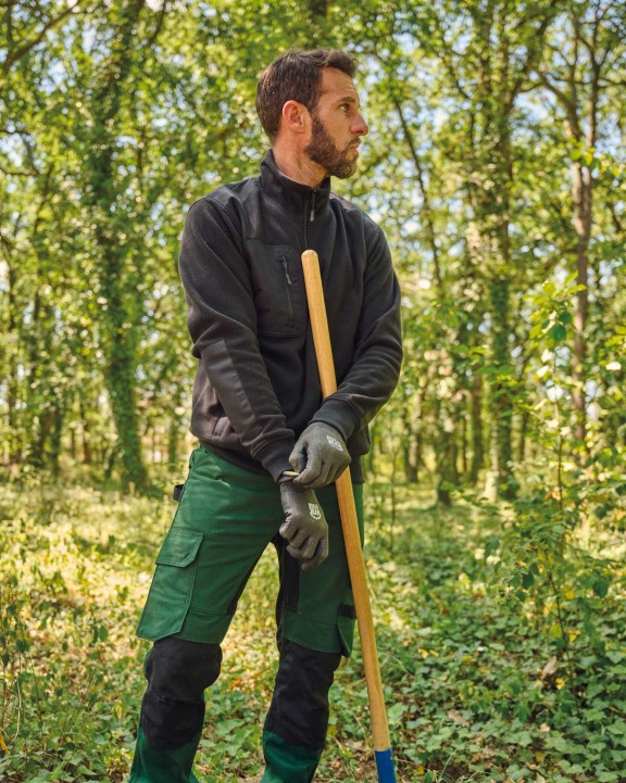 WK. DESIGNED TO WORK Leistungsstarke Arbeitshose aus Recyclingmaterialen für Herren Hosen personalisierbar
