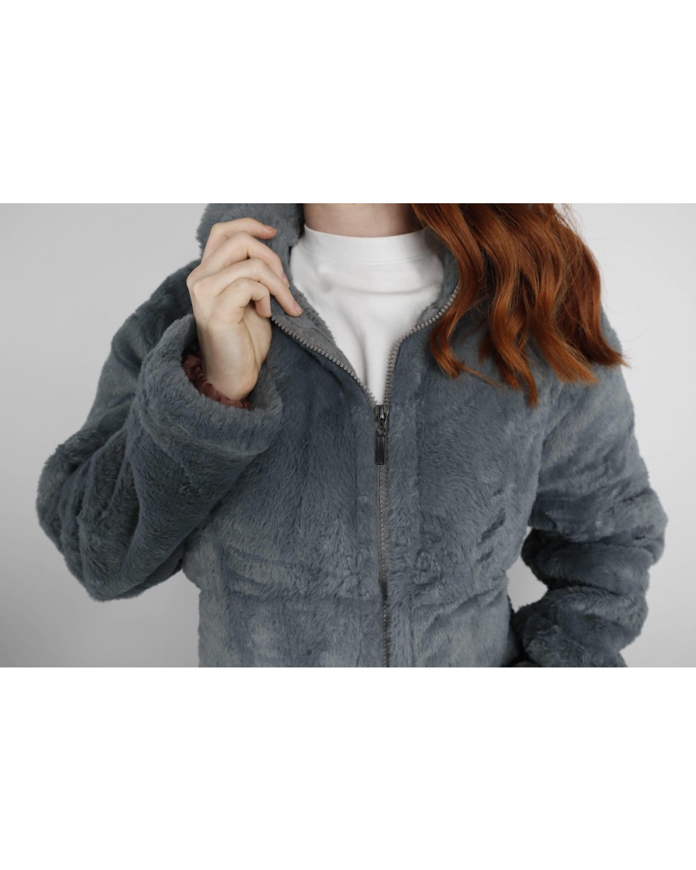 RIBBON Luxury eskimo faux fur zipped gown Kleider personalisierbar