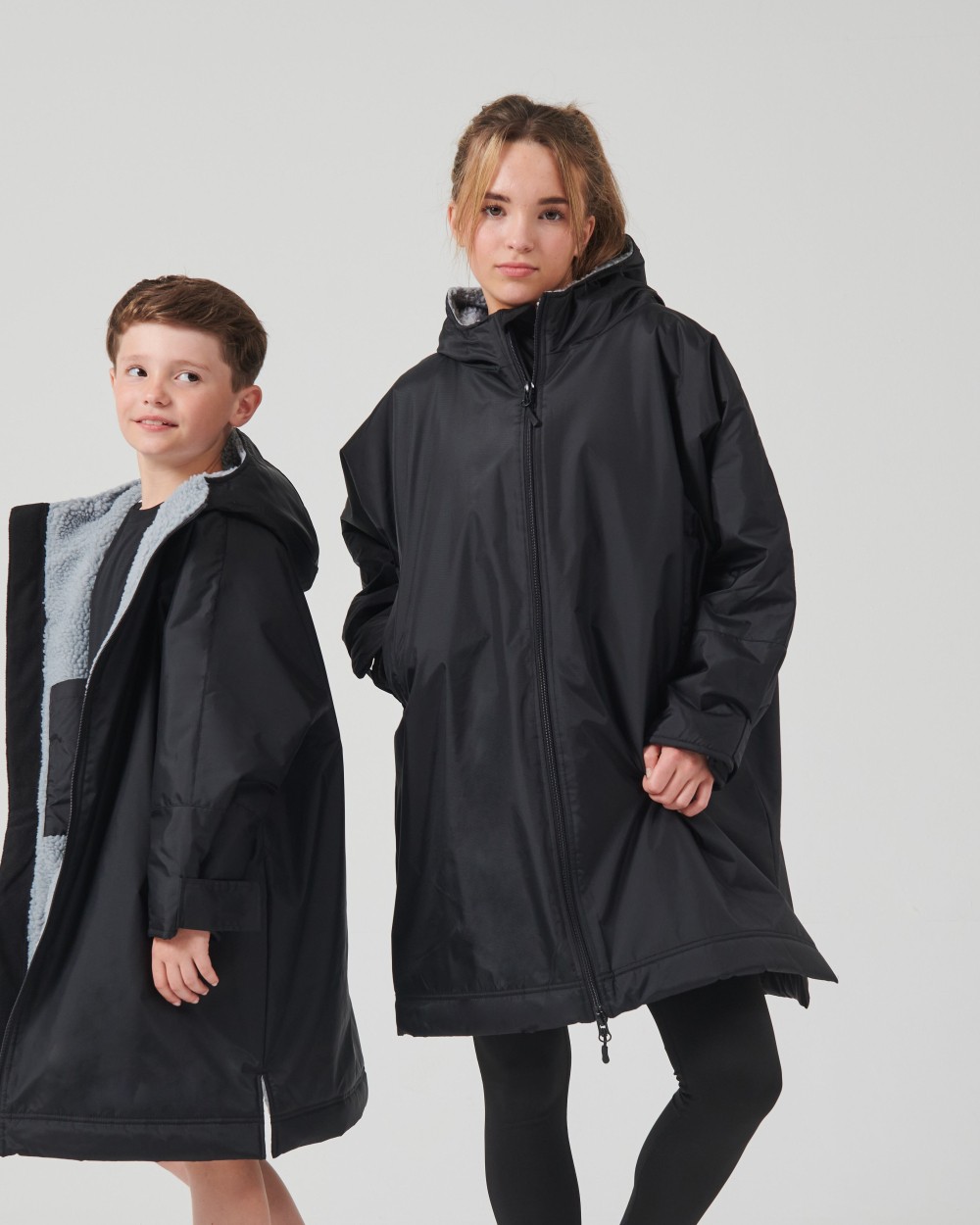 FINDEN-HALES KIDS ALL WEATHER ROBE Kleider personalisierbar