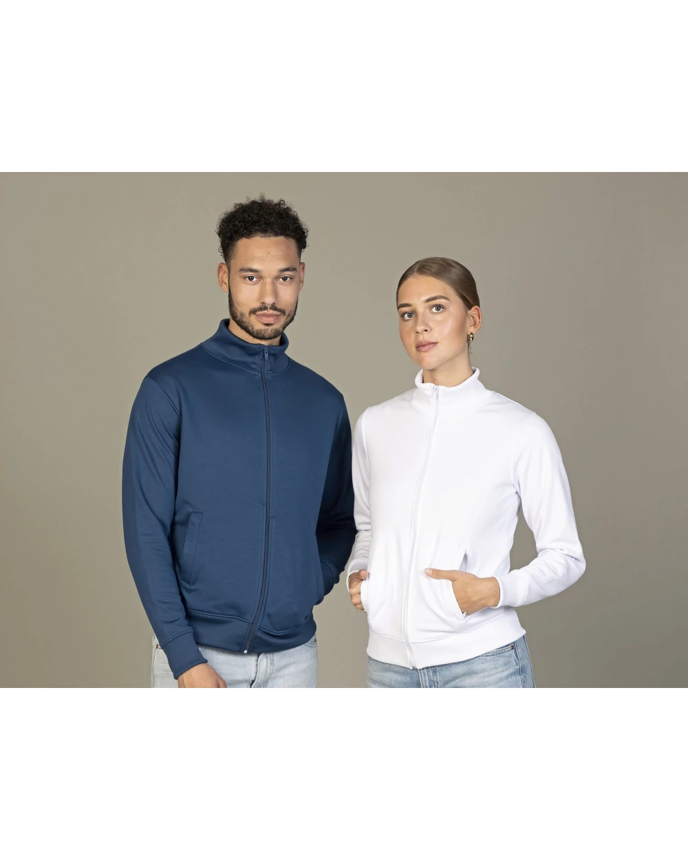 CONA The Training Jacket Jacken personalisierbar
