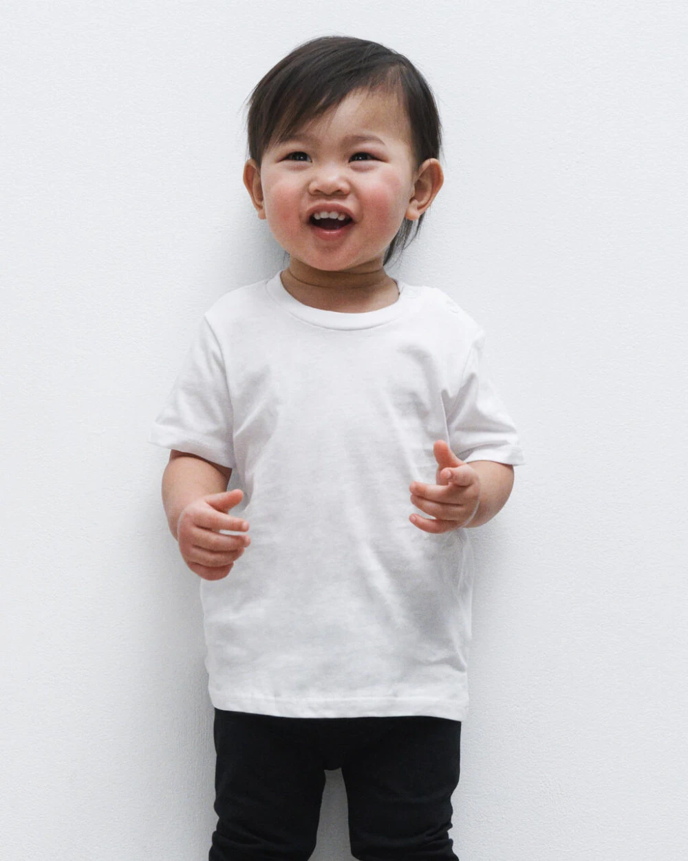 TRUE BLANKS Baby Tee T-Shirts personalisierbar