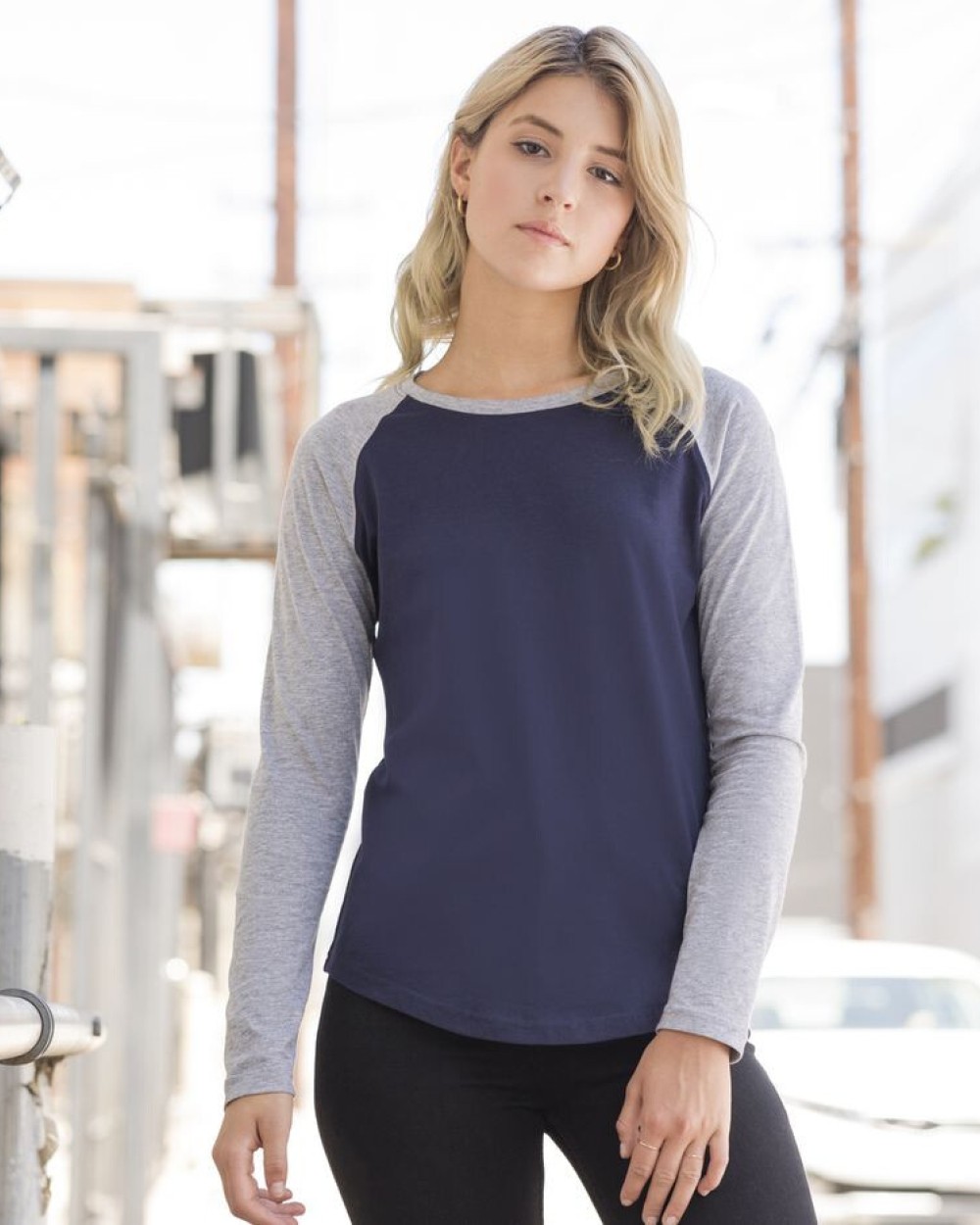 SKINNIFIT LADIES L/S BASEBALL T T-Shirts personalisierbar