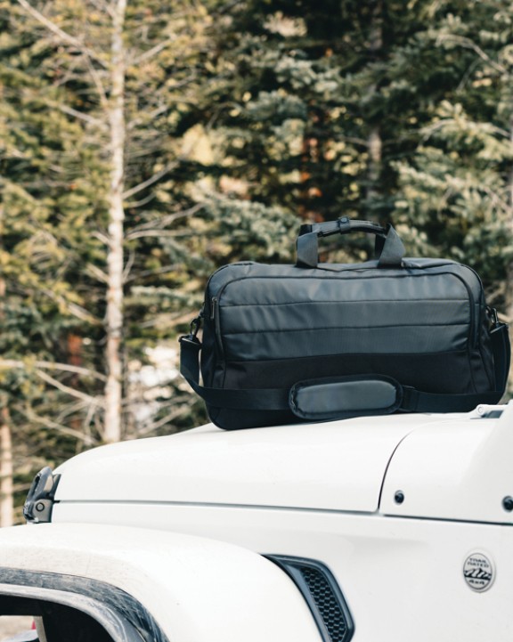 4DO Armond AWARE™ RPET Weekend-Duffel Taschen personalisierbar