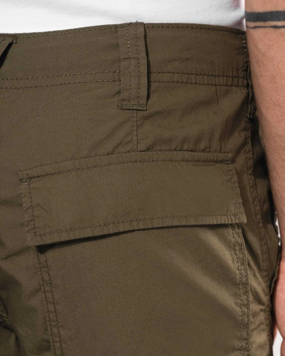 Bermudas & Shorts personnalisable KARIBAN Bermuda léger multipoches homme