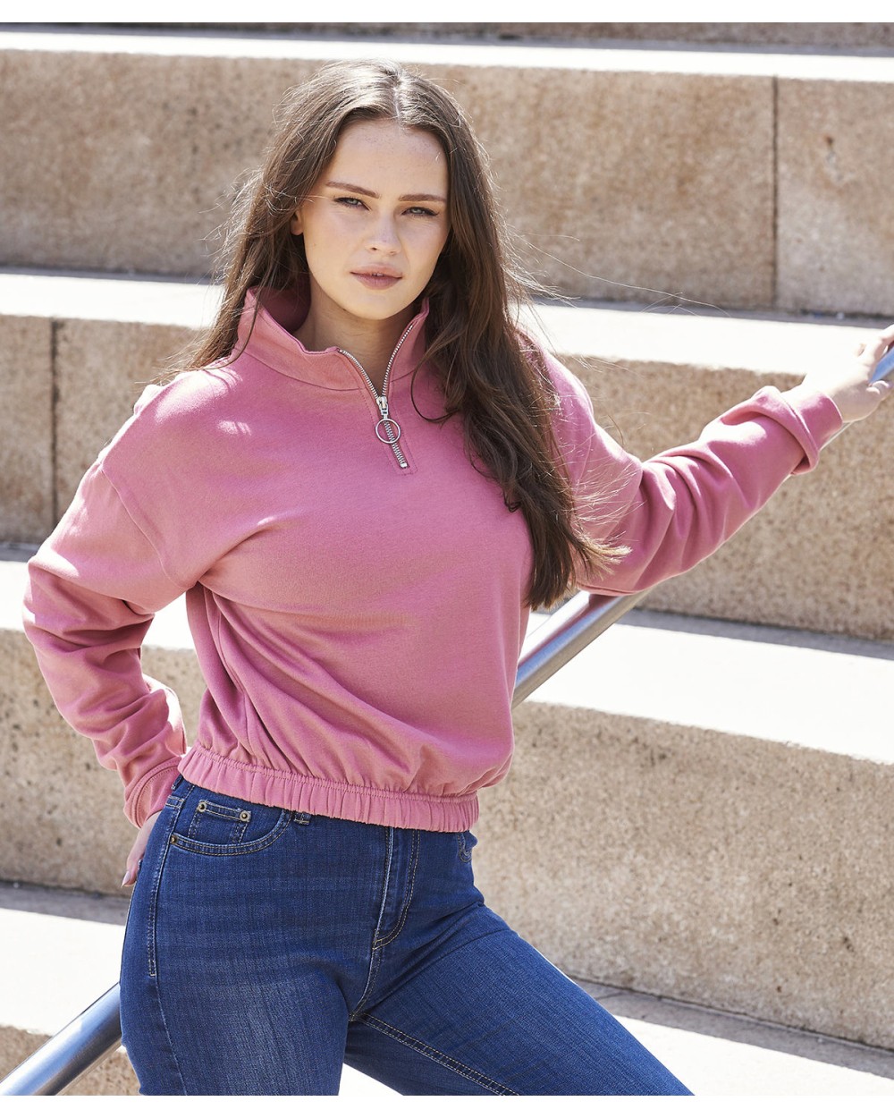 Sweaters & hoodies AWDIS WOMEN'S CROPPED 1/4 ZIP SWEAT voor bedrukking &amp; borduring