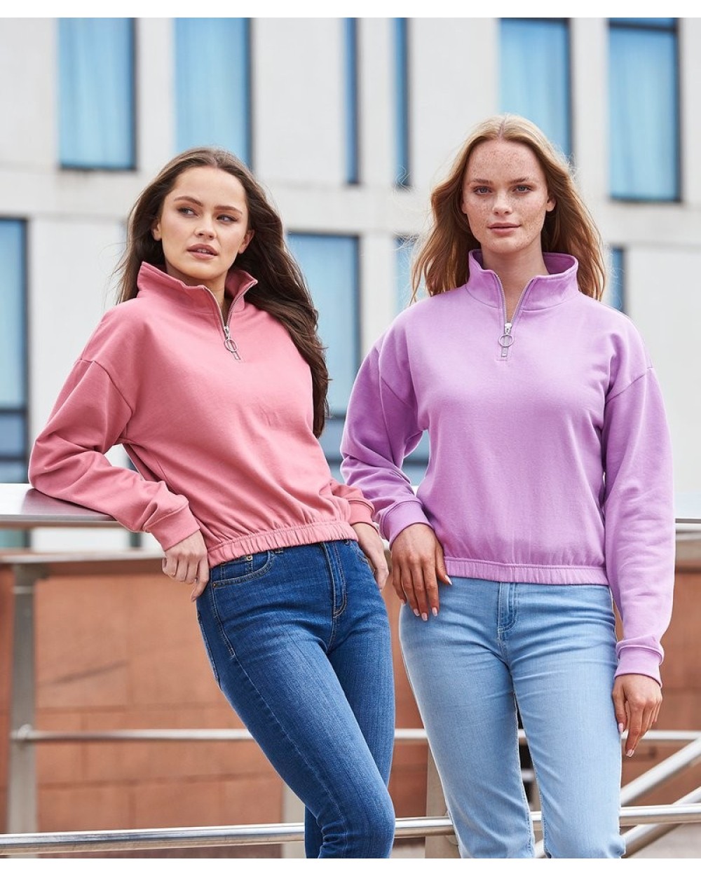 Sweaters & hoodies AWDIS WOMEN'S CROPPED 1/4 ZIP SWEAT voor bedrukking &amp; borduring