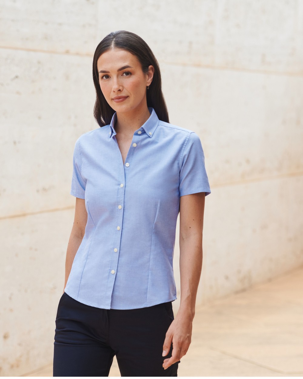 Chemises personnalisable HENBURY LADIES’ MODERN S/S OXFORD SHIRT – REGULAR FIT
