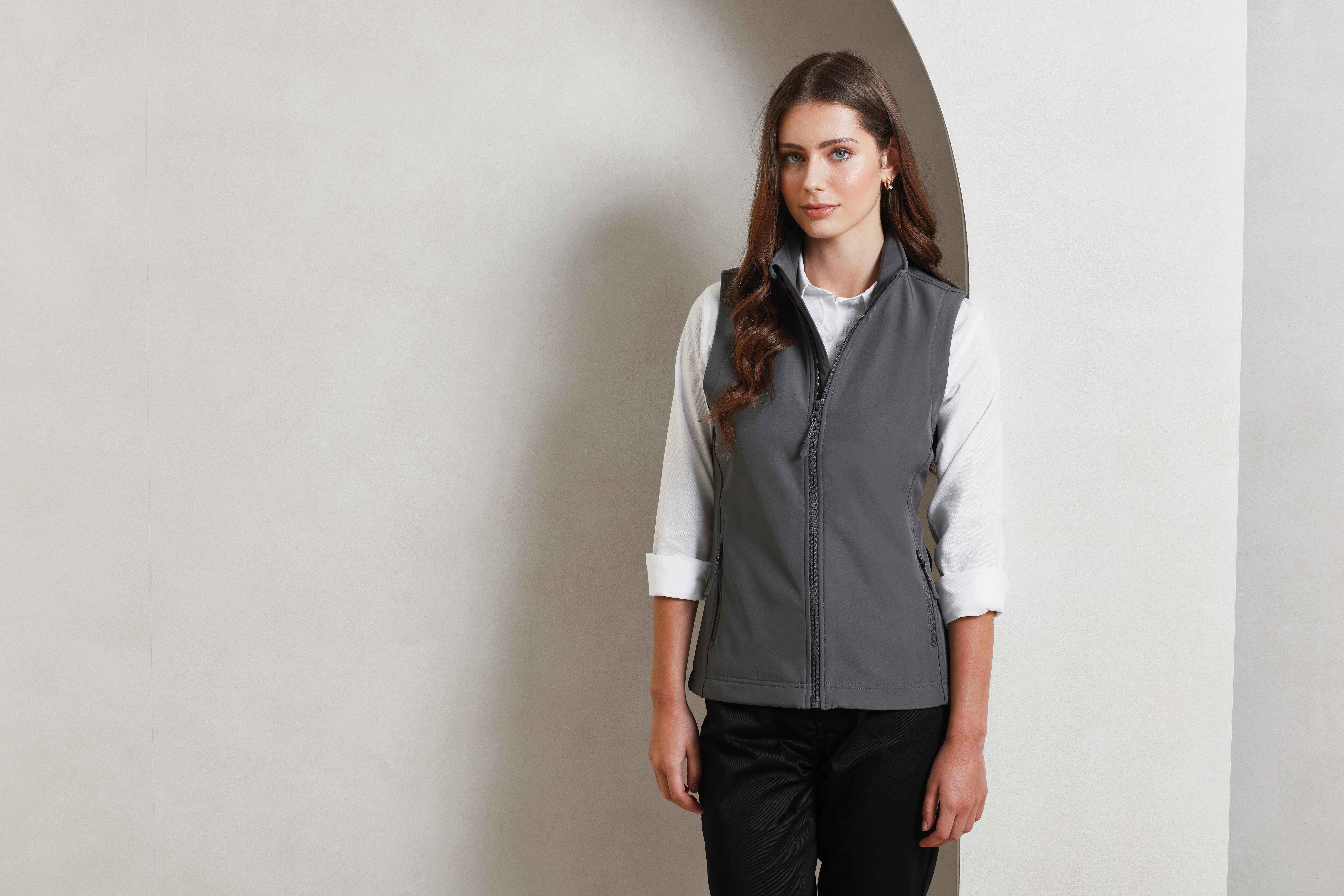 Vestes personnalisable PREMIER Veste sans manches Windchecker® en matériau recyclé à imprimer pour femme